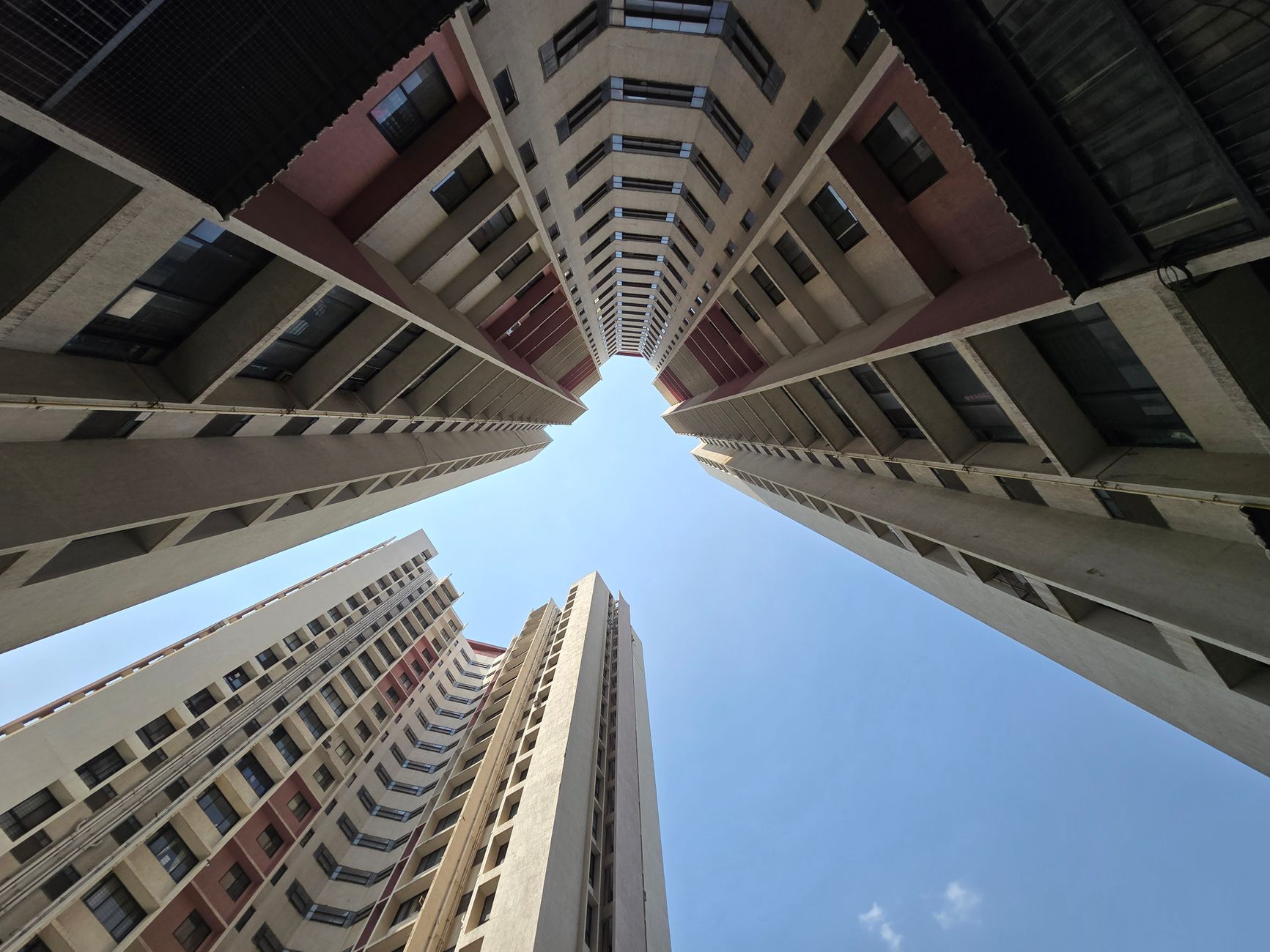 house shifting charges in Pune for 2BHK Pune